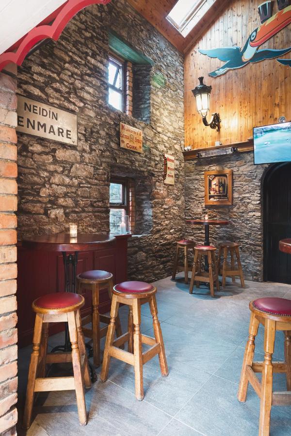 The Wander Inn Bar & Accommodation Kenmare Buitenkant foto