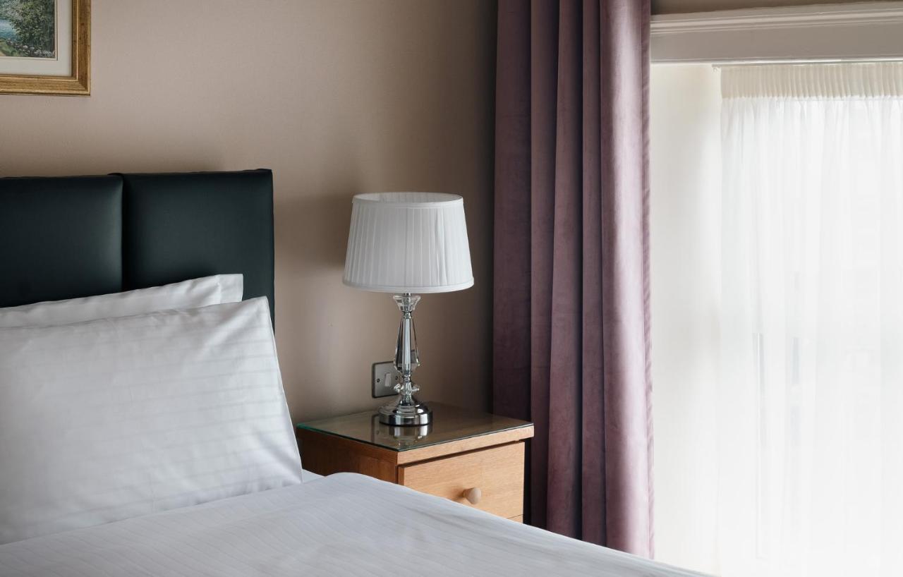 The Wander Inn Bar & Accommodation Kenmare Buitenkant foto