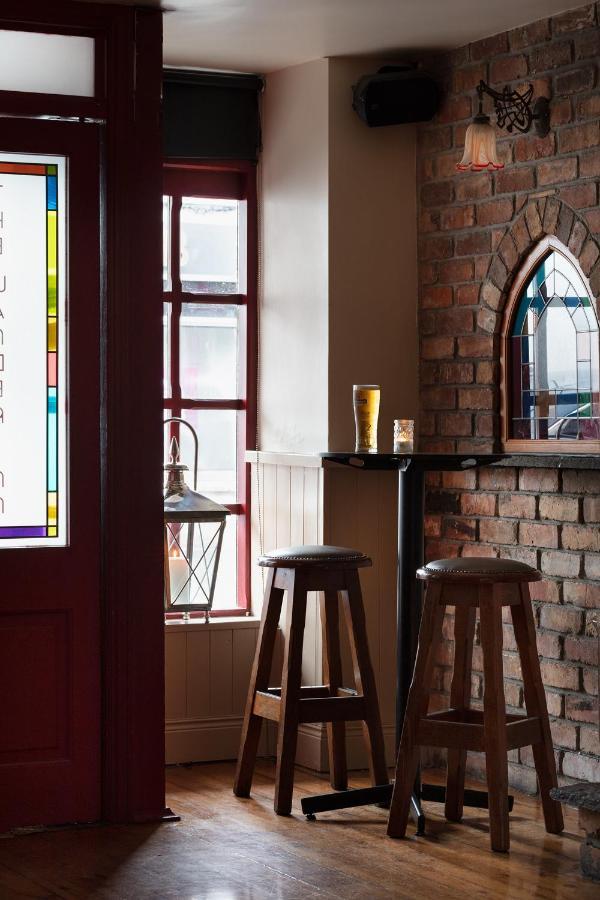 The Wander Inn Bar & Accommodation Kenmare Buitenkant foto